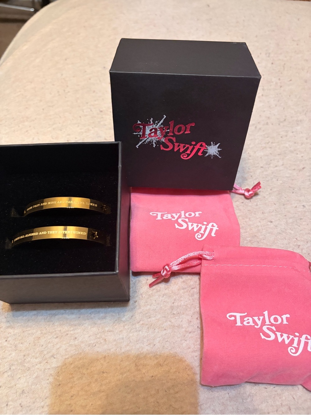 New Taylor Swift Stars All Aligned Bracelet Set